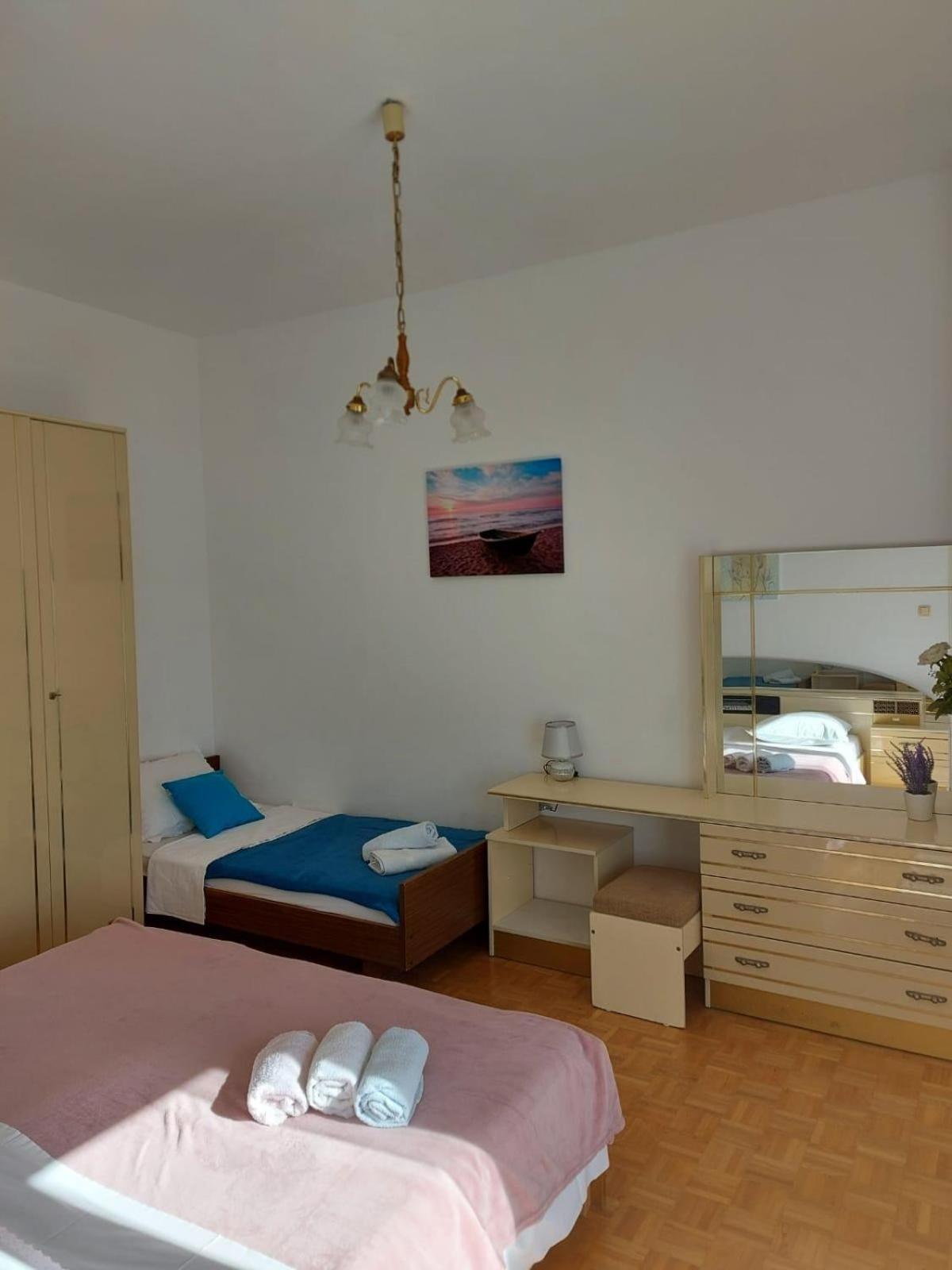 Apartments By The Sea Duce, Omis - 2731 Dugi Rat Cameră foto